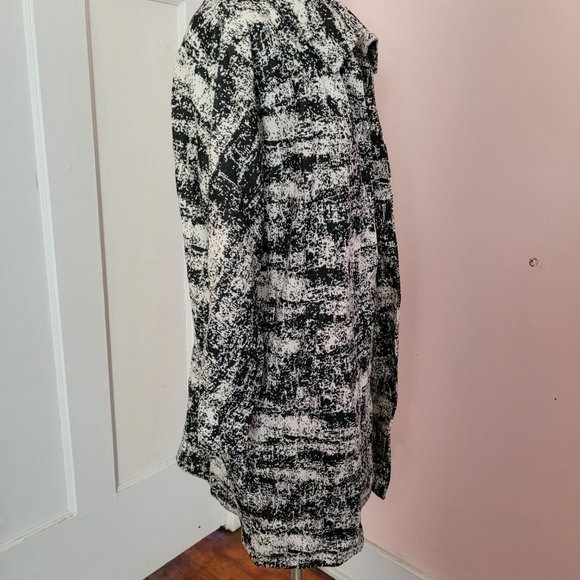 Ivanka Trump Beautiful Long Open Unlined Knit Womens M Jacket Black/White Mint - Picture 4 of 8